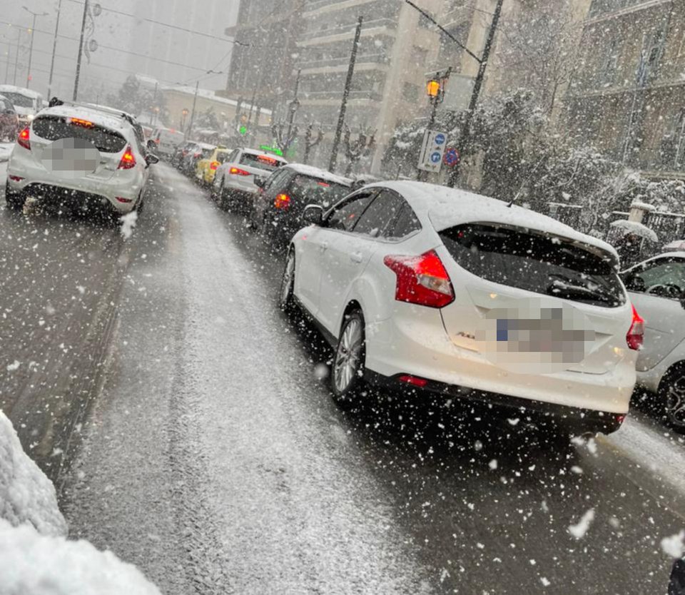 Ακινητοποιημένα τα οχήματα στη Βασ.Σοφίας 