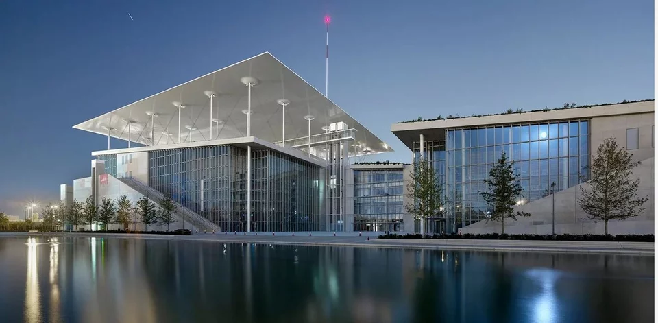 Το ΚΠΙΣΝ φωτογραφημένο από τον Γιώργη Γερόλυμπο