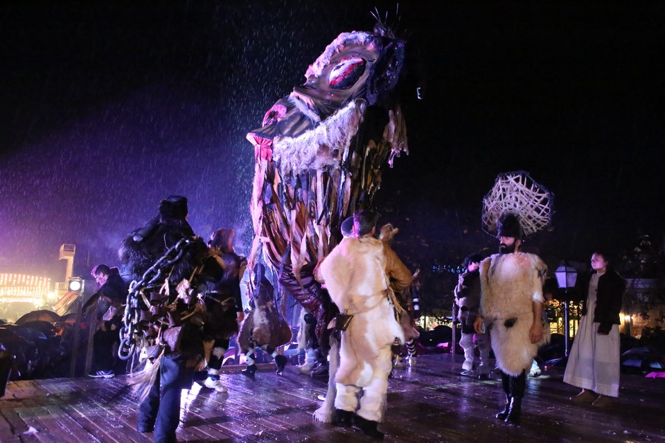 Η Νύχτα των Στοιχειών