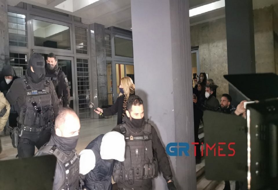 Τρία ακόμα άτομα οδηγούνται στη φυλακή για τη δολοφονία του Άλκη Καμπανού