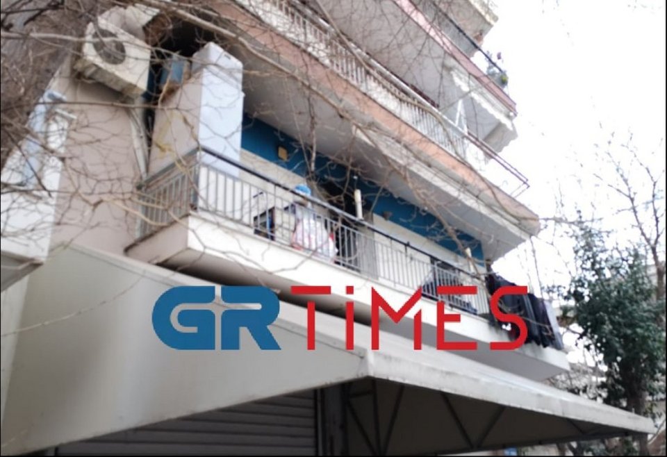 Φωτιά σε διαμέρισμα στη Θεσσαλονίκη / GRTimes.gr