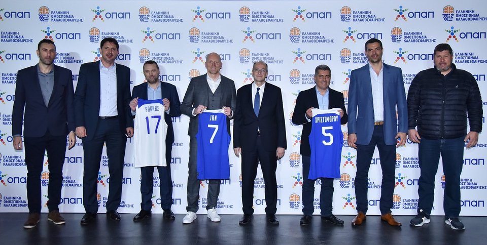 Δήμος Ντικούδης, Ευθύμης Ρεντζιάς, Γιάννης Ρόκκας, Γιαν Κάρας, Βαγγέλης Λιόλιος, Οδυσσέας Χριστοφόρου, Κώστας Τσαρτσαρής, Φάνης Χριστοδούλου 