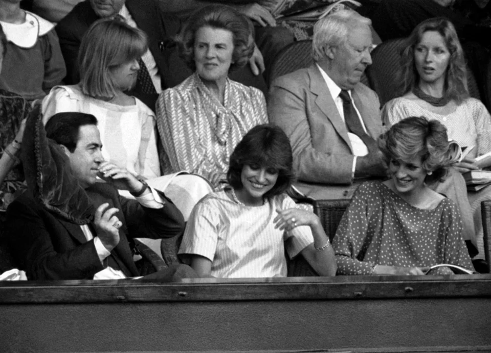 1985: Τα χρόνια που ο τέως βασιλιάς ζούσε στη Μεγάλη Βρετανία και παρακολουθούσε αγώνες τένις στο Wimbledon με την Νταϊάνα / Φωτογραφία: AP Images