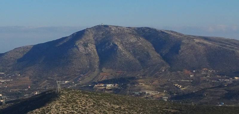 Άποψη του όρους Μερέντα στην Ανατολική Αττική - Φωτογραφία: Μικρή Αττική Τopoguide / topoguide.gr