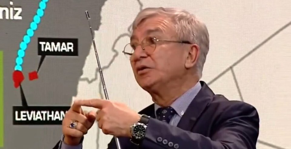 O σύμβουλος του Ερντογάν σε θέματα ασφάλειας και εξωτερικής πολιτικής, Μεσούτ Χακί Τζασίν