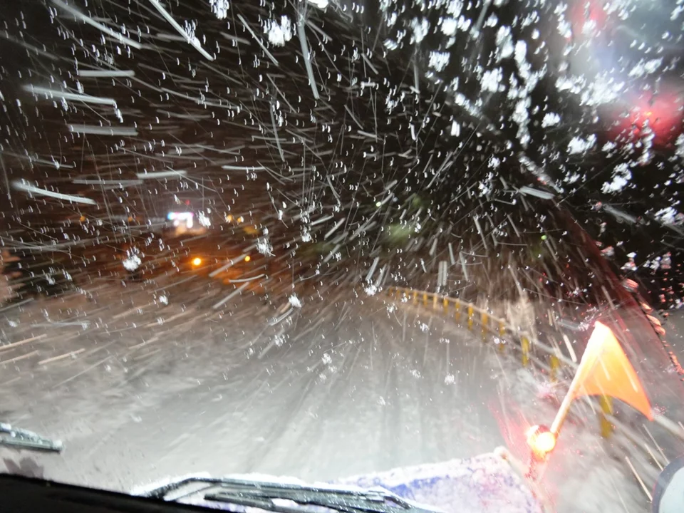 Το χιόνι στα ορεινά ξεπέρασε τους 40 πόντους, δυσκολεύοντας την οδική επικοινωνία των ορεινών οικισμών