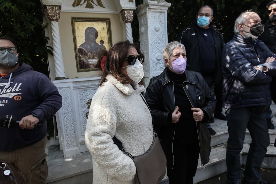 χαρις αλεξιου