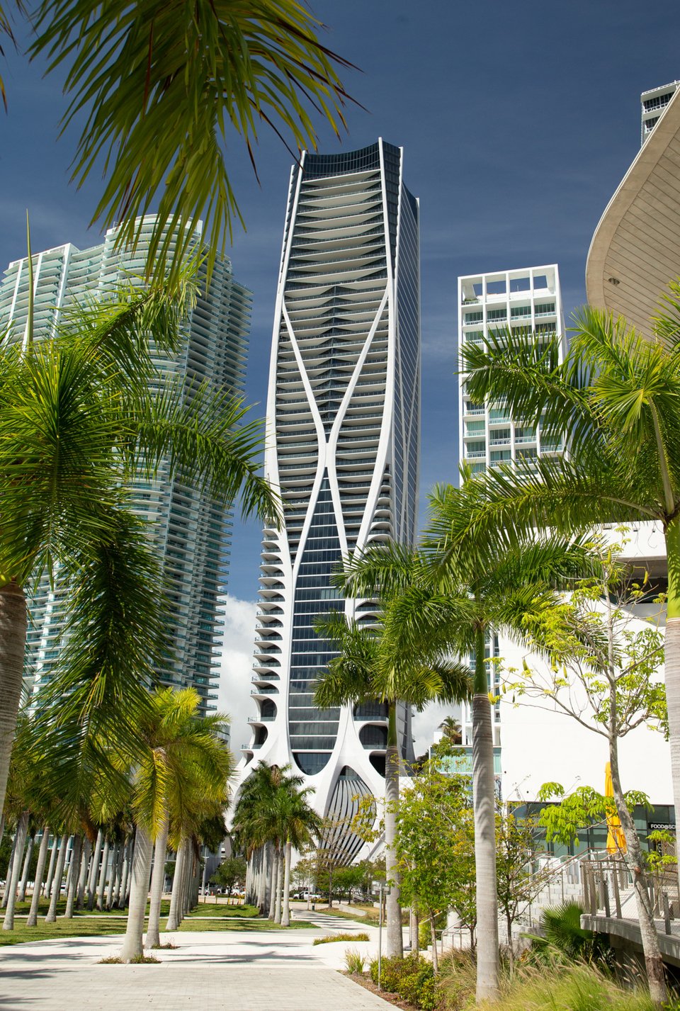 Σε αυτό τον ουρανοξύστη έχουν διαμέρισμα οι Μπέκαμ στο Μαϊάμι/Φωτογραφία: Splash News