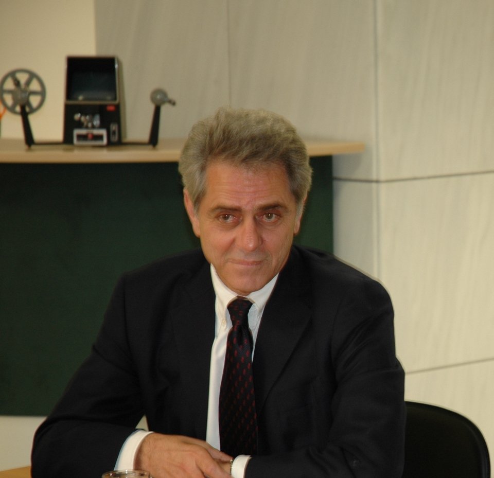 Ο καθηγητής Ιστορίας Νίκος Καραπιδάκης