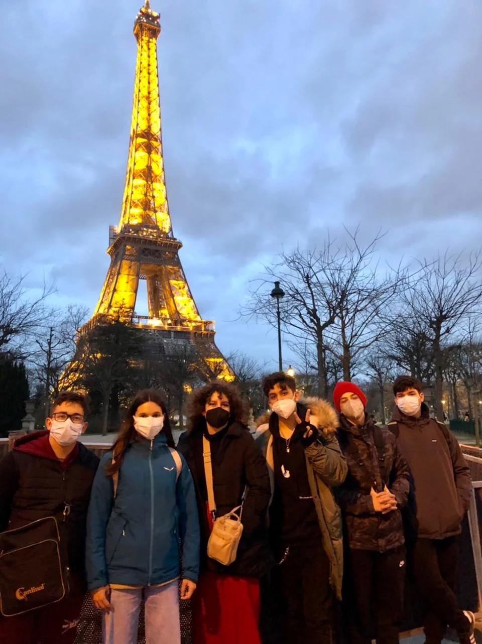 νεαροι άιφελ