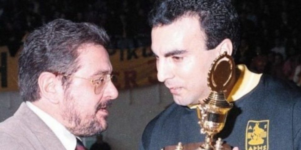 Ο Θεόφιλος Μητρούδης με τον Νίκο Γκάλη / Φωτογραφία: Twitter