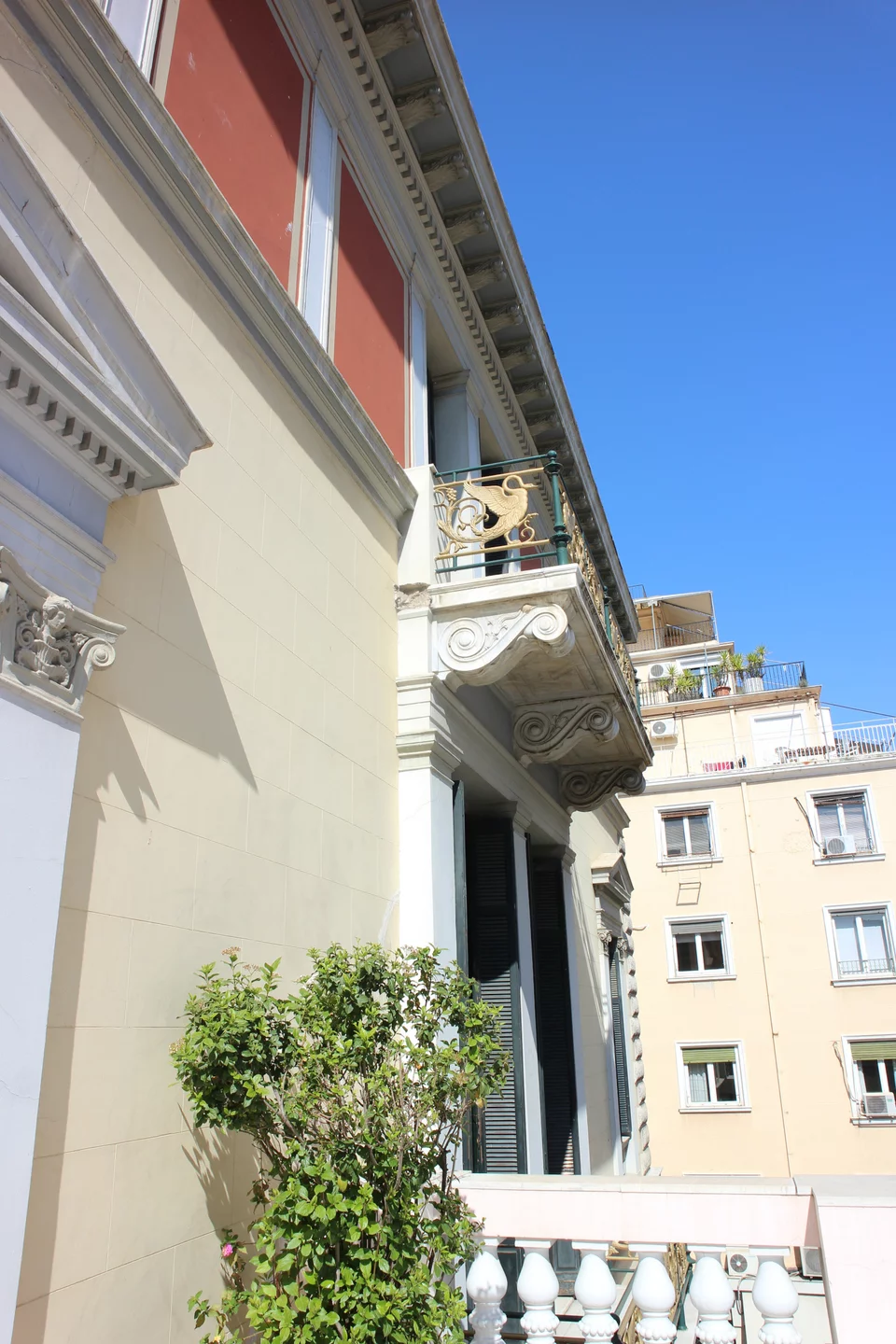 νεοκλασικο