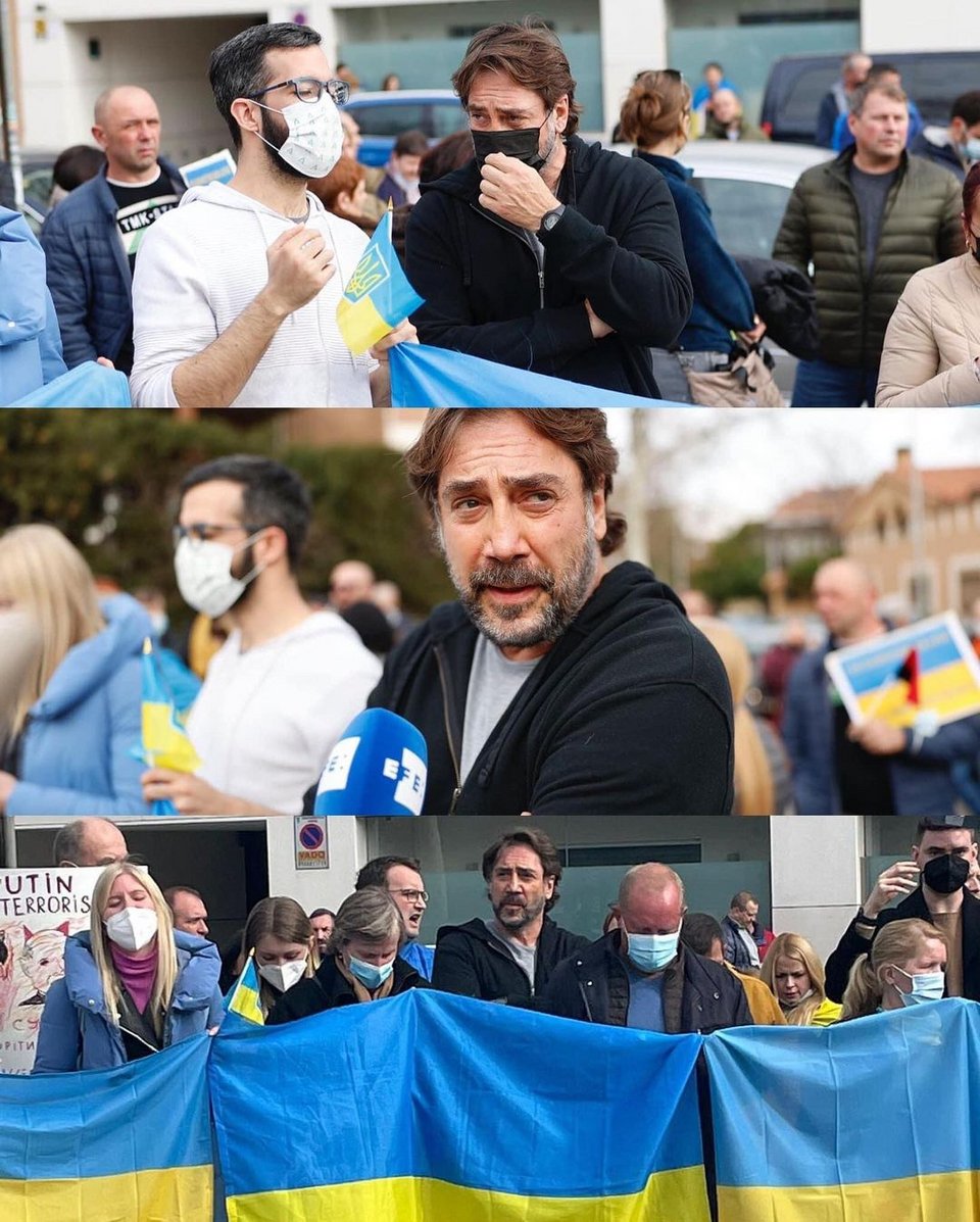 Χαβιέ Μπαρδέμ σε διαδήλωση διαμαρτυρίας κατά της ρωσικής εισβολής στην Ουκρανία