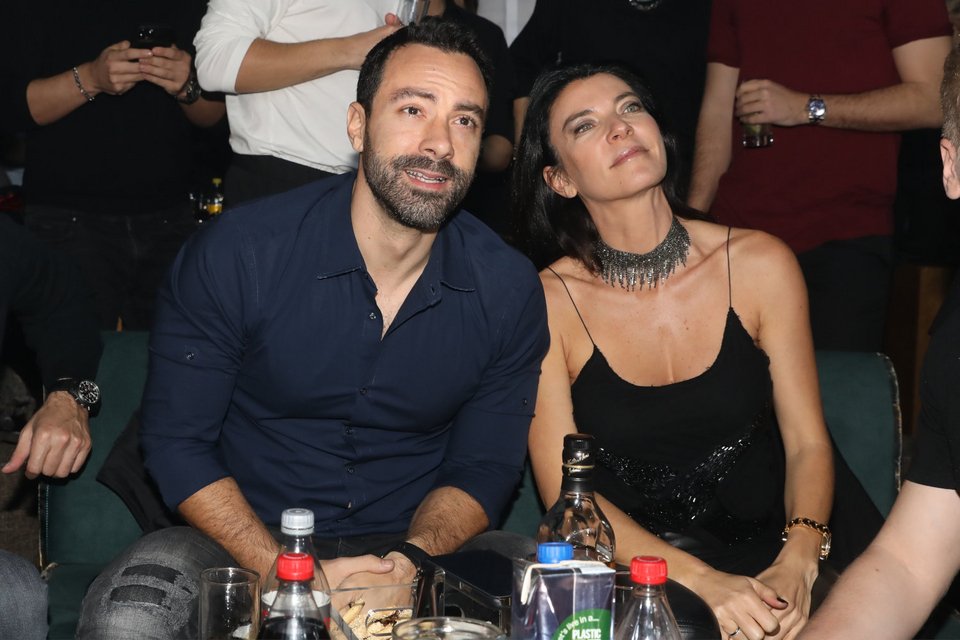 Σάκης Τανιμανίδης Μαρίνα Βερνίκου σε νυχτερινή τους έξοδο