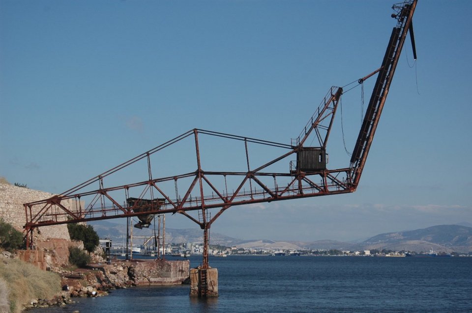 Σκάλα φόρτωσης μεταλλείων Βωξίτη Ελευσίνας