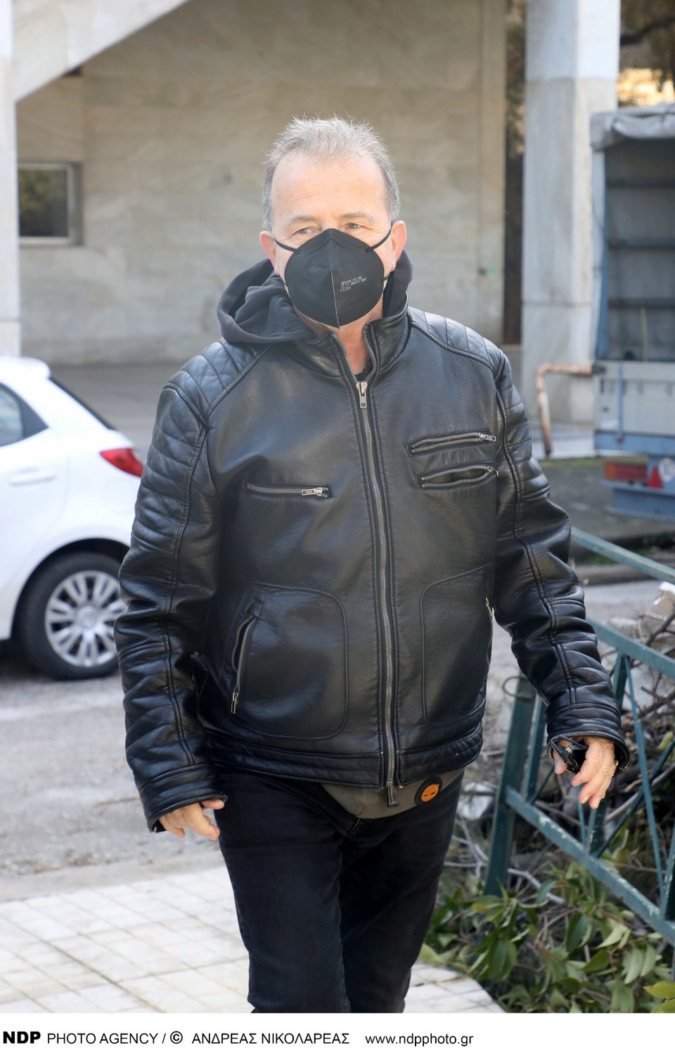 Νίκος Ζιώγαλας