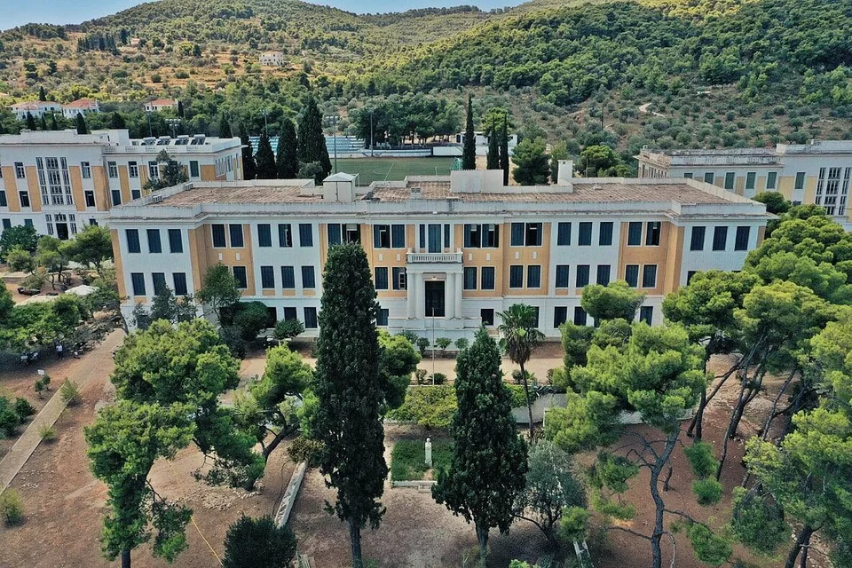 σχολη 