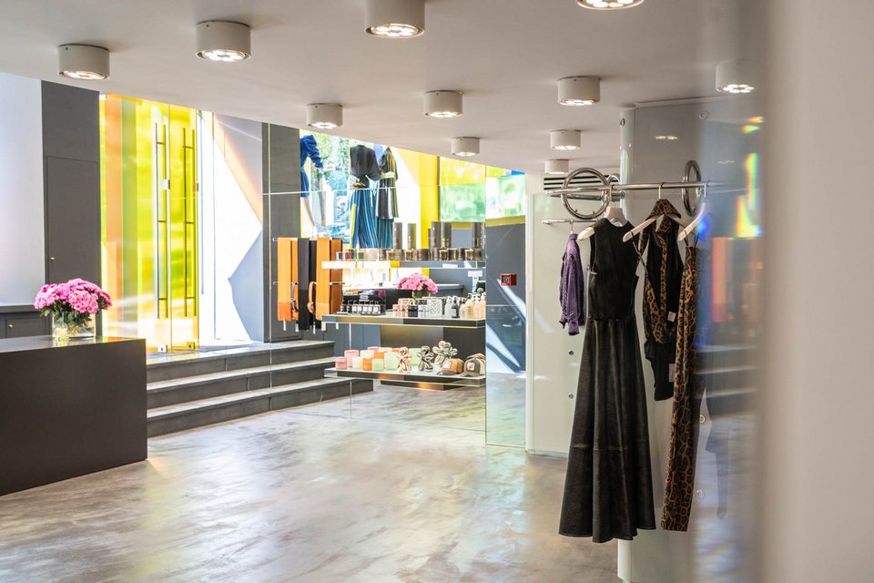 Άποψη από το νέο κατάστημα του Στέλιου Κουδουνάρη στην Αναγνωστοπούλου 04 στο Κολωνάκι. 