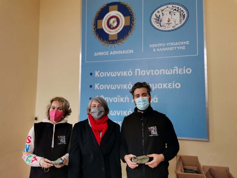 Από αριστερά Μαρίλια Αλεξίου, Μελίνα Δασκαλάκη, Γιάννης Ματαλιωτάκης