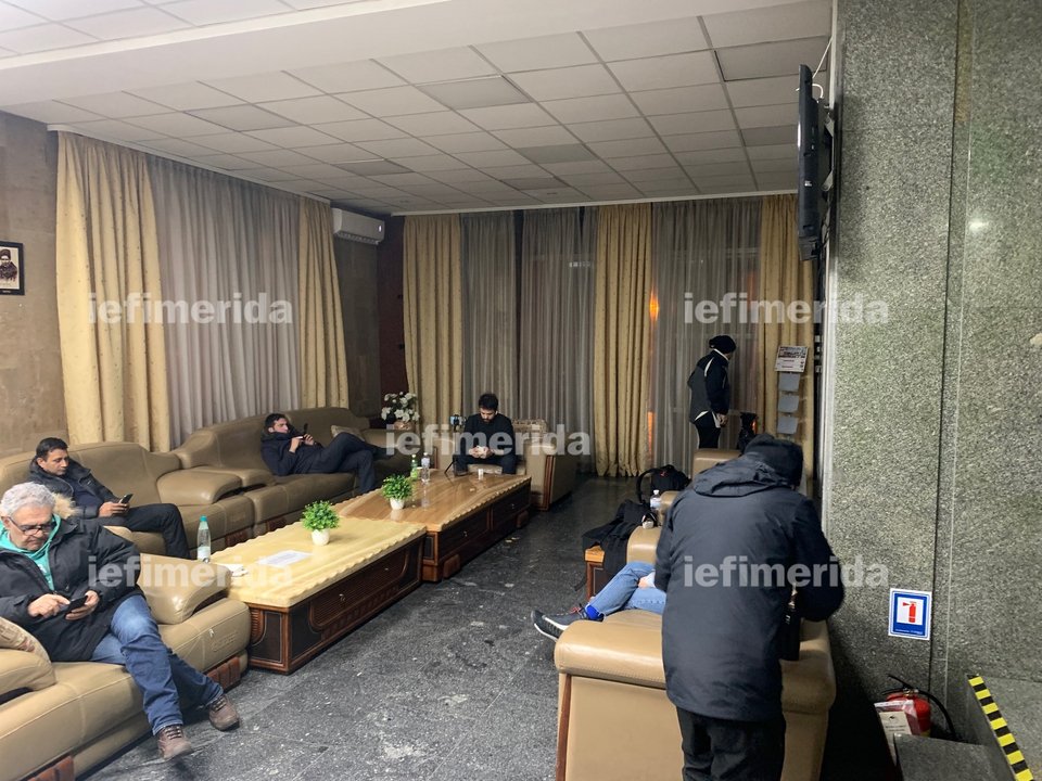 Το Κιέβο αδειάζει αλλά οι ανταποκριτές αυξάνονται