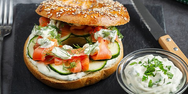 Στα CARNICERO θα βρείτε, μεταξύ άλλων, τα πιο νόστιμα bagels της Αθήνας.
