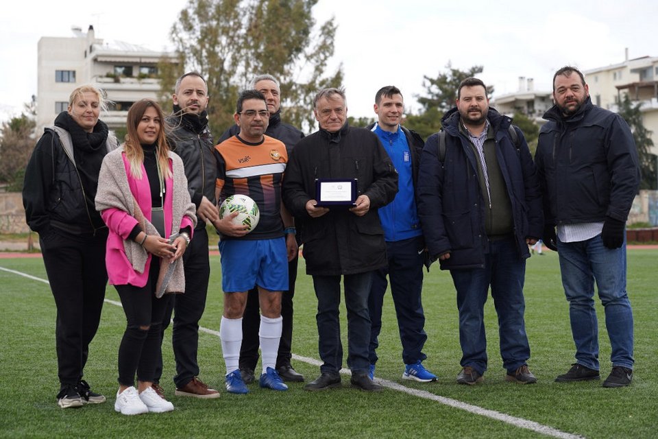 Φιλικό αστυνομικών και Ρομά κατά του ρατσισμού