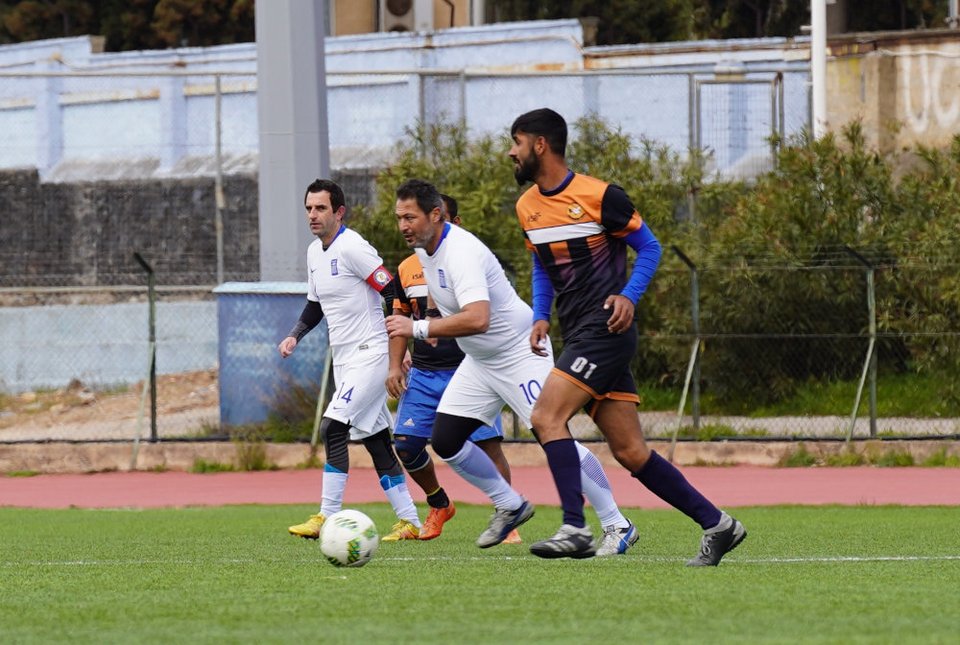 Φιλικό αστυνομικών και Ρομά κατά του ρατσισμού