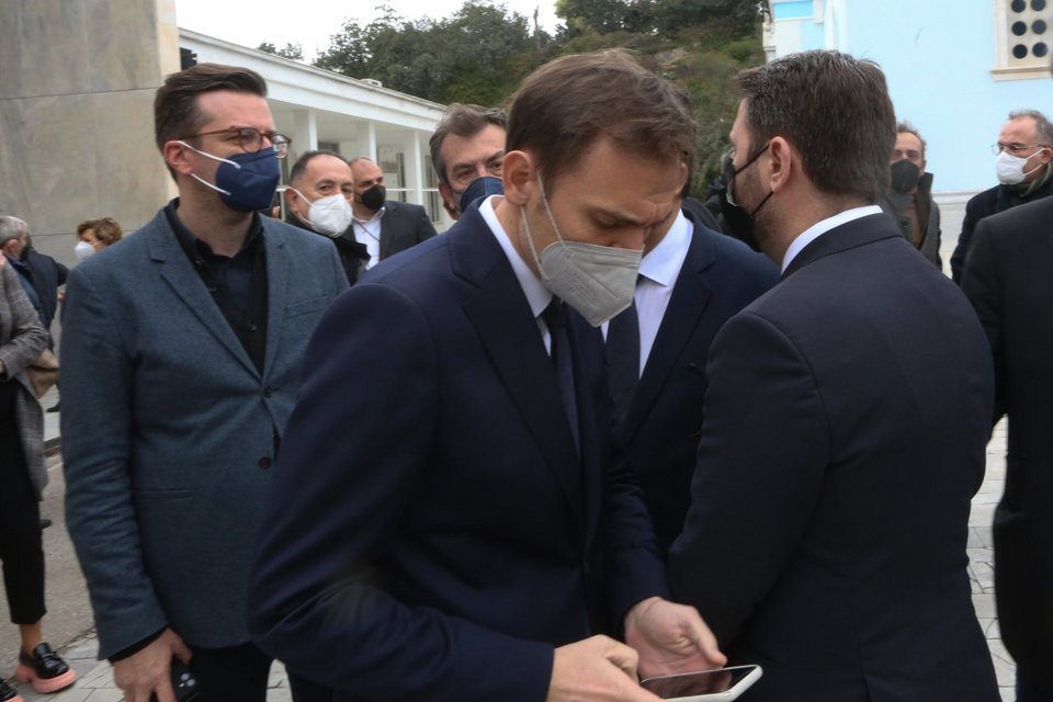 κηδεία Δημήτρη Τσοβόλα