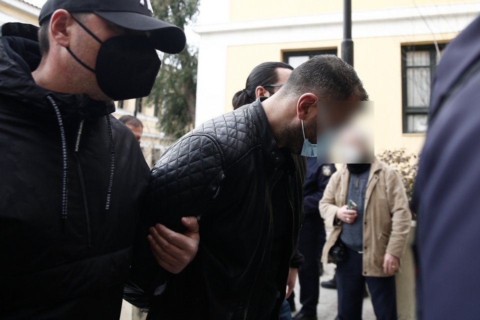 Στον εισαγγελέα οι απαγωγείς του Γιώργου Κυπαρίσση / Φωτογραφία: ΑΠΕ 