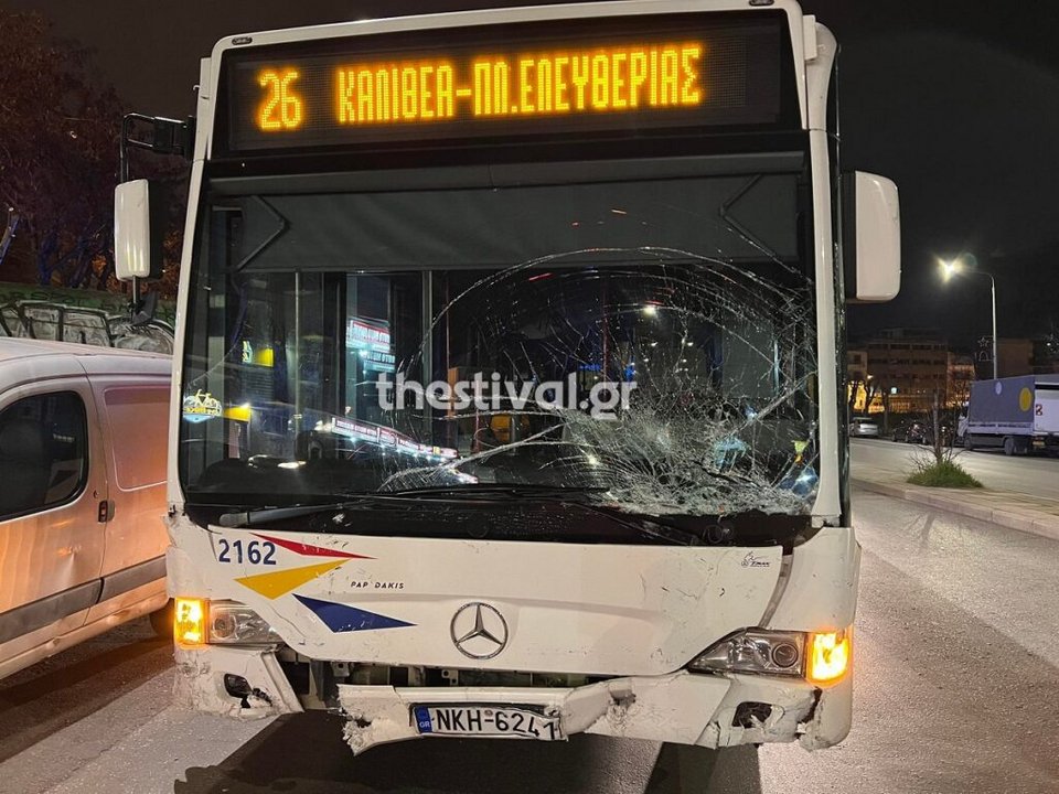 τροχαίο με αστικό λεωφορείο στη Θεσσαλονίκη