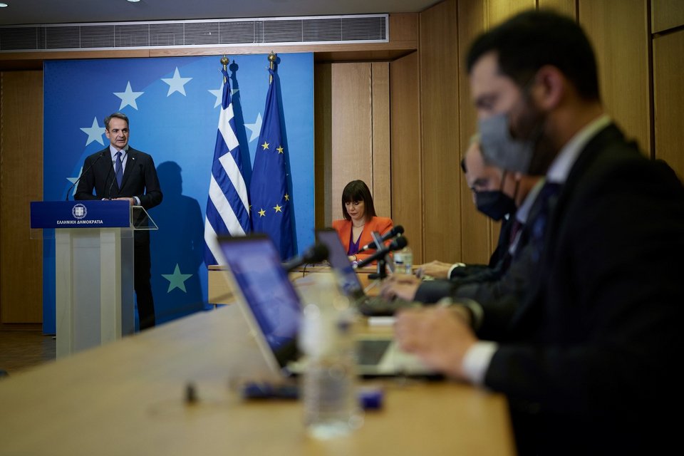 Ο πρωθυπουργός Κυριάκος Μητσοτάκης κατά τη διάρκεια της συνέντευξης Τύπου μετά την ολοκλήρωση των εργασιών της Συνόδου του Ευρωπαϊκού Συμβουλίου. Παρασκευή 25 Μαρτίου 2022 (ΔΗΜΗΤΡΗΣ ΠΑΠΑΜΗΤΣΟΣ/ΓΡΑΦΕΙΟ ΤΥΠΟΥ ΠΡΩΘΥΠΟΥΡΓΟΥ/EUROKINISSI)