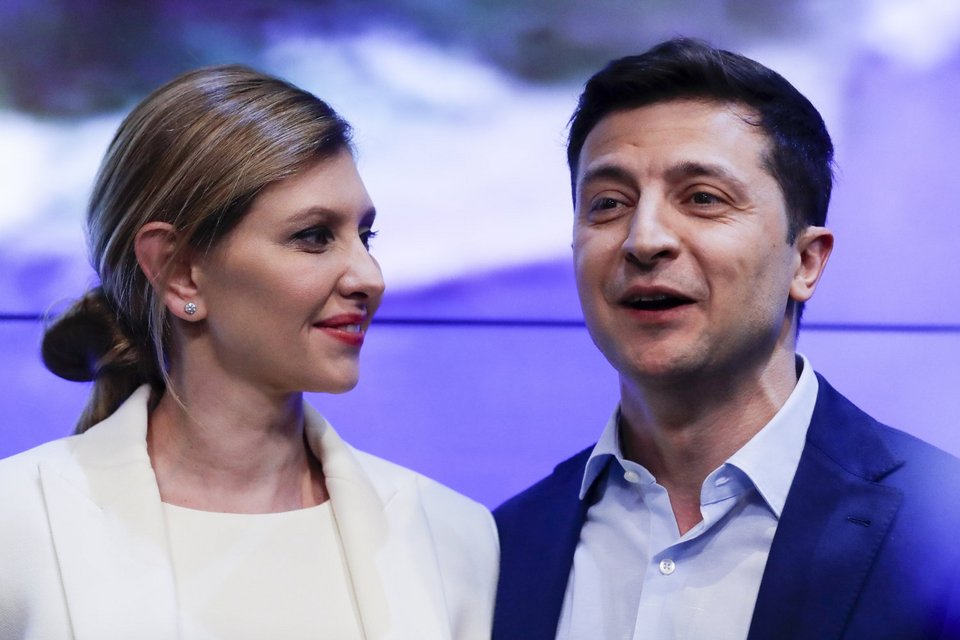 Η Ολένα Ζελένσκα και ο Βολοντίμιρ Ζελένσκι / Φωτογραφία: AP/Sergei Grits
