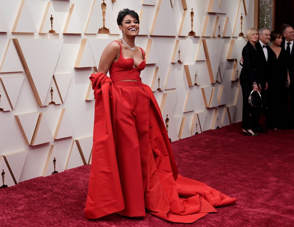 Η Ariana DeBose με Valentino