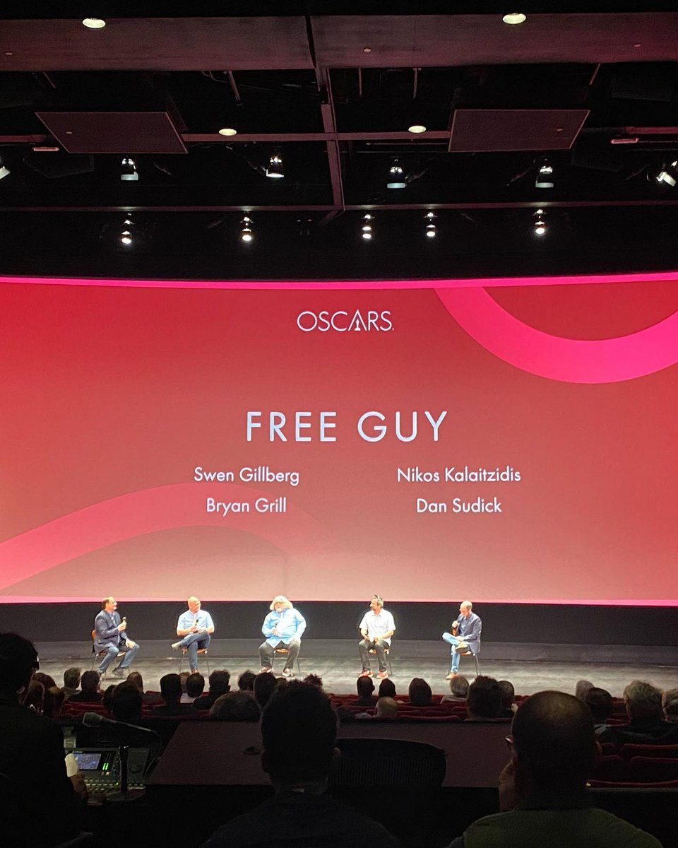 Ο Νίκος Καλαϊτζίδης, διεκδικεί το χρυσό αγαλματίδιο στην κατηγορία Καλύτερα Οπτικά Εφέ μαζί με τους Σουέν Γκίλμπεργκ, Μπράιν Γκριλ και Νταν Σάντικ, για τη δουλειά τους στην ταινία Free Guy