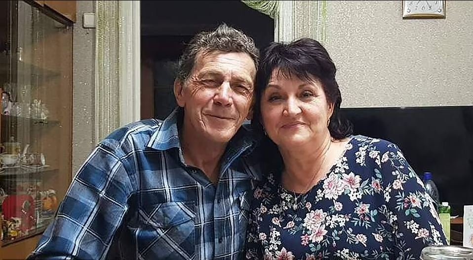 Οι γονείς του Ουκρανού αστυνομικού που έχασαν τη ζωή τους όταν προσπάθησαν να φύγουν από το Κίεβο
