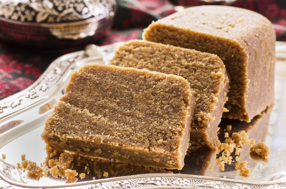 Συνταγή για χαλβά σιμιγδαλένιο εύκολη