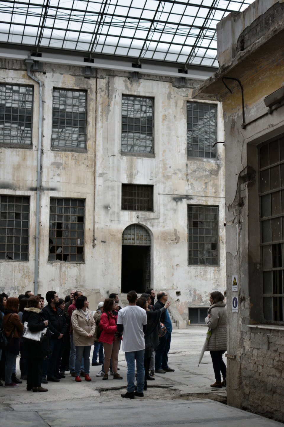 To πρώην Δημόσιο Καπνεργοστάσιο - Βιβλιοθήκη και Τυπογραφείο Βουλής, άλλο ένα εμβληματικό κτίριο.