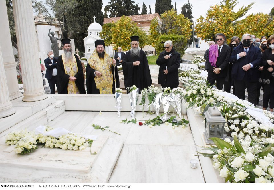 τρισάγιο Δημήτρη Κοντομηνά