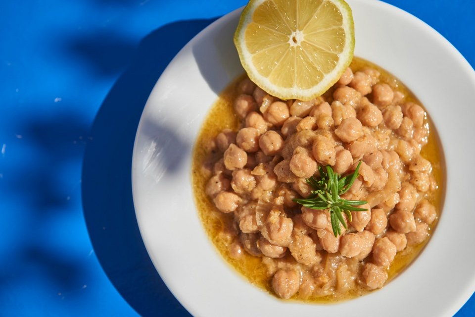 Όλη η μαγεία του Αιγαίου σε ένα αυθεντικό πιάτο - Φωτογραφία: Νίκη Μηταρέα