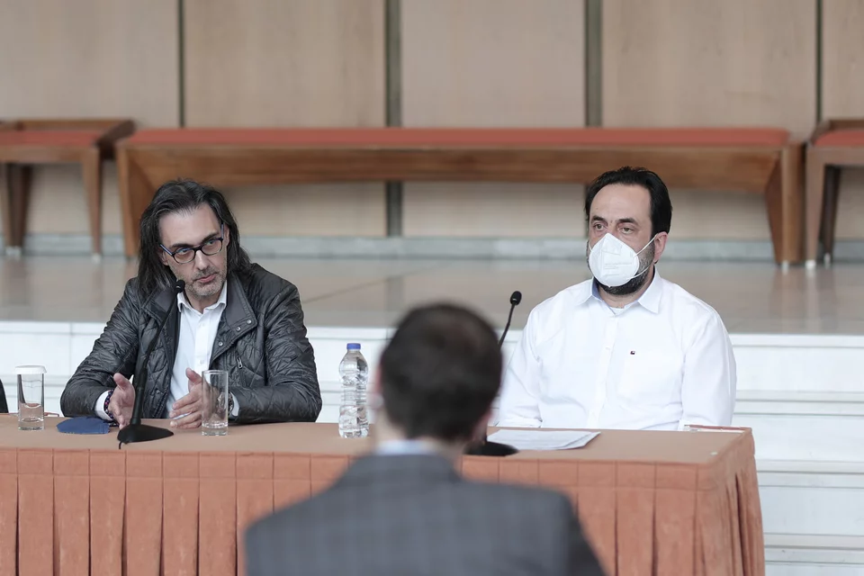 Ο Λεωνίδας Καβάκος και ο Πρόεδρος των εργαζομένων στην ΚΟΑ Μιχάλης Ραμός.