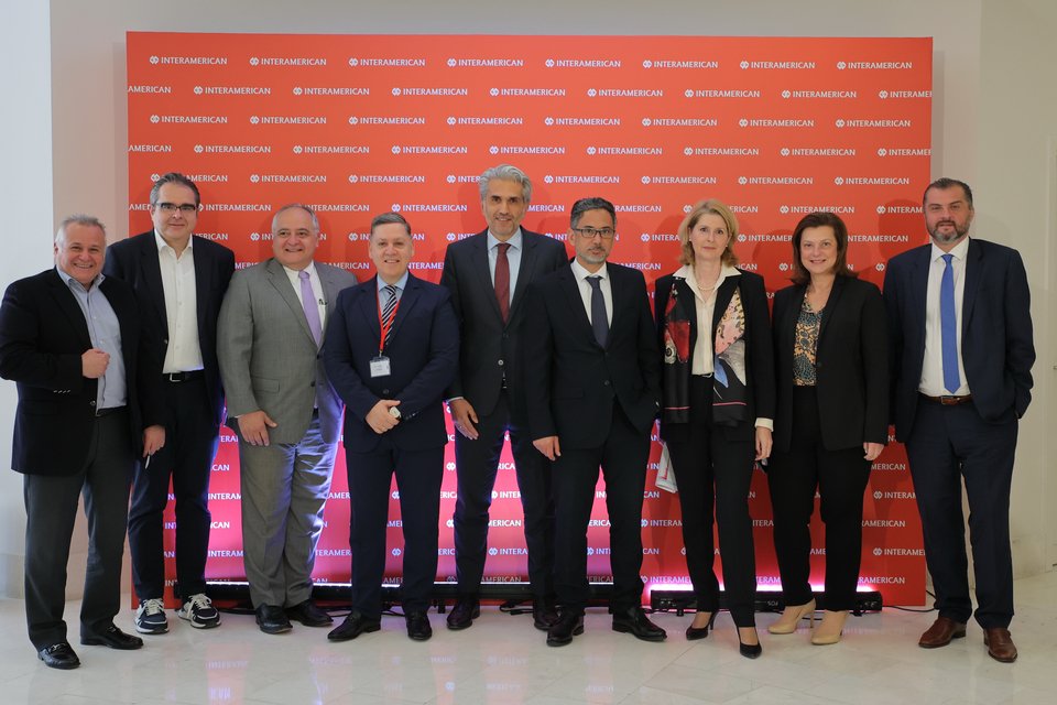 Από τη διοικητική ομάδα της Interamerican:Ανδρέας Φιαμέγκος,Πάνος Κούβαλης,Γιώργος Βαλαής,Λευτέρης Κυριακάκης,Erzincanli Murat,Γιάννης Καντώρος,Δροσιά Καρδάση,Νατάσα Σατερλή,Tάσος Ηλιακόπουλος 