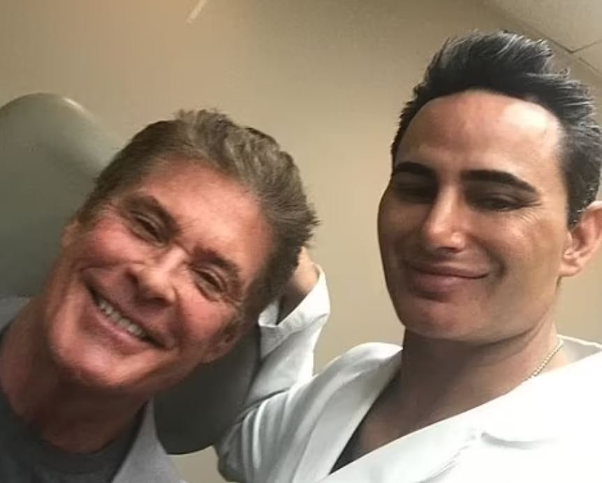 Με τον διάσημο ηθοποιό Ντέιβιντ Χάσελχοφ