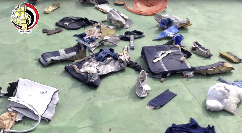 Ανακτημένα υπάρχοντα των επιβατών του μοιραίου αεροπλάνου της EgyptAir