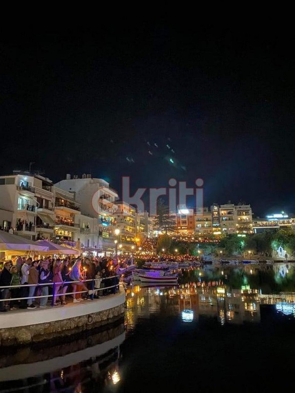 Ανάσταση, εκκλησία, πιστοί