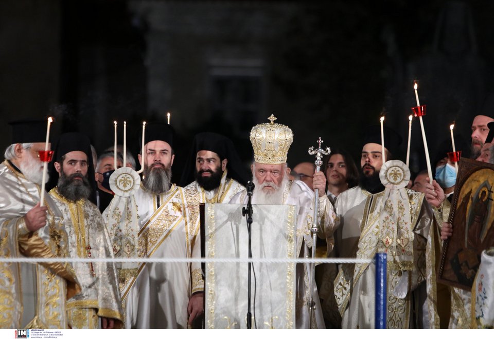 Ανάσταση, εκκλησία, πιστοί