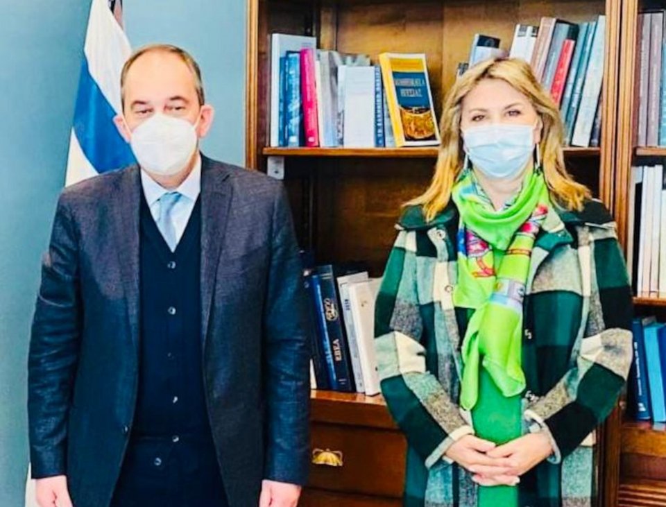 Γιάννης Πλακιωτάκης και Ζέττα Μακρή / Φωτογραφία: Υπουργείο Παιδείας και Θρησκευμάτων