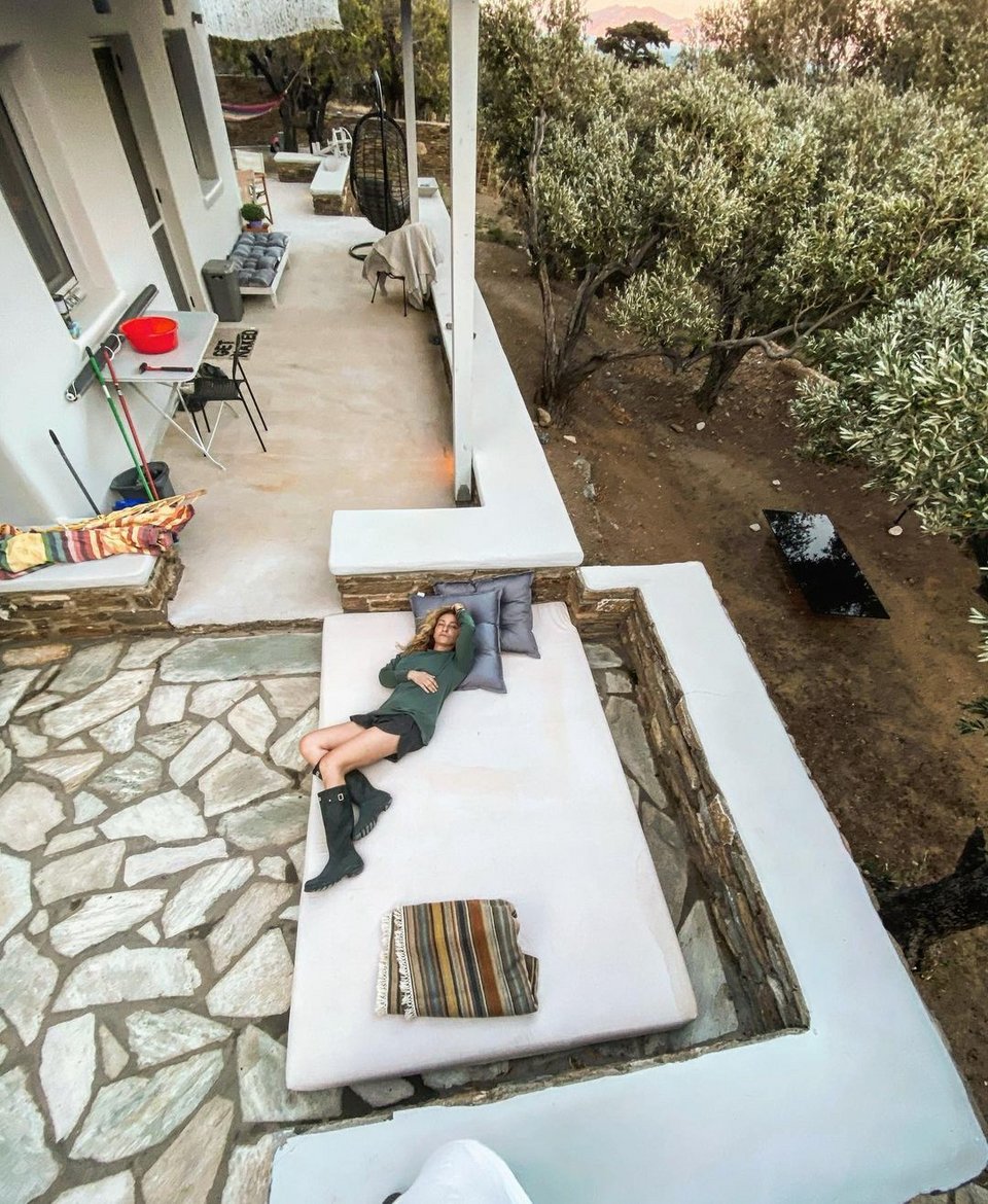 To σπίτι της Ρούλας Ρέβη στην Τήνο