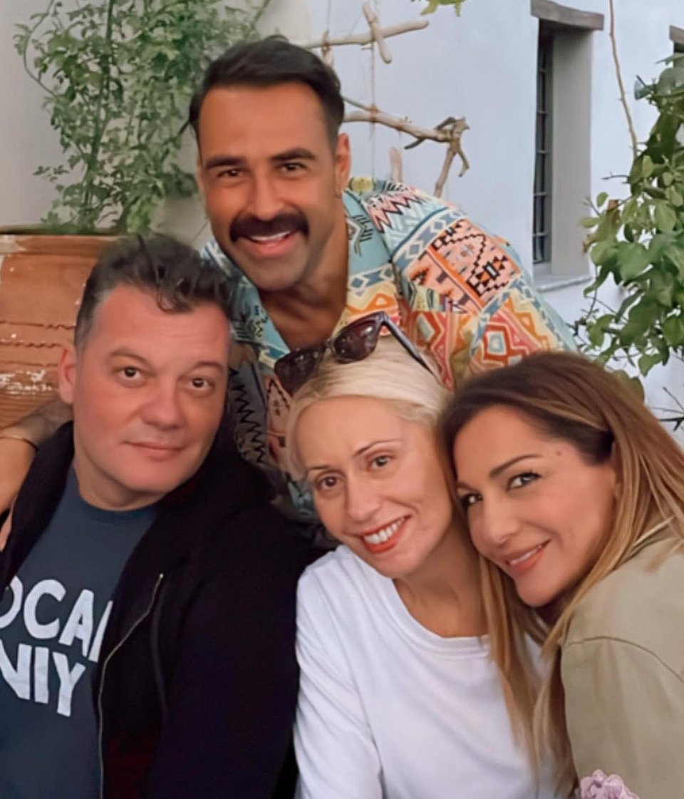 Το Πάσχα της Δέσποινας Βανδή και του Βασίλη Μπισμπίκη στο Πήλιο