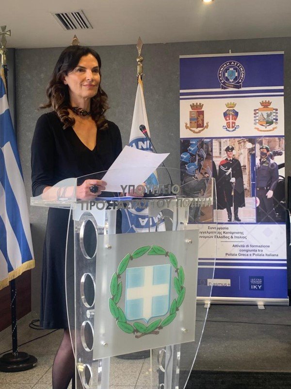 Η πρέσβυς της Ιταλίας στην Αθήνα, Πατρίτσια Φαλτσινέλ.