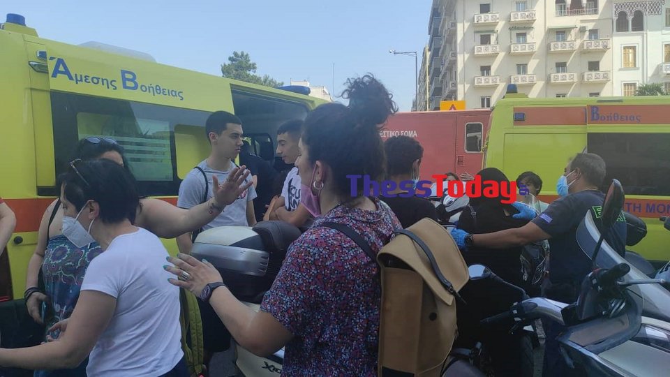 Εικόνες από την επιχείρηση απεγκλωβισμού, στη Θεσσαλονίκη / thesstoday.gr
